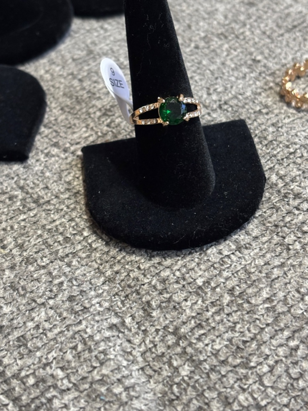 Gold Ring with Emerald Green Center Stone - Women's Jewelry size 9